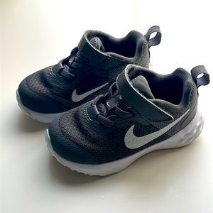 Nike Revolution 6 Toddler Shoe